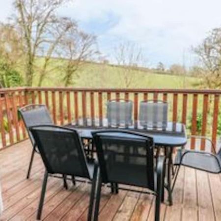 3 Bedroom Lodge With Hot Tub On Lovely Quiet Holiday Park In Cornwall Gunnislake المظهر الخارجي الصورة