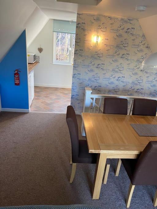 3 Bedroom Lodge With Hot Tub On Lovely Quiet Holiday Park In Cornwall Gunnislake المظهر الخارجي الصورة
