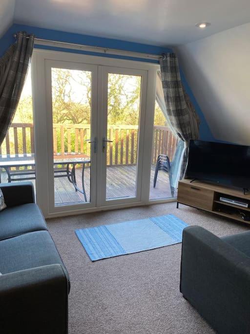 3 Bedroom Lodge With Hot Tub On Lovely Quiet Holiday Park In Cornwall Gunnislake المظهر الخارجي الصورة